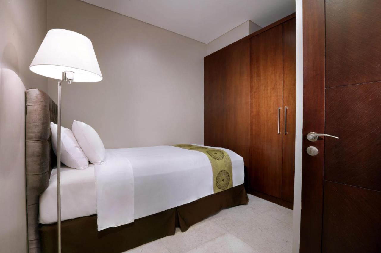The Grove Suites By Grand Aston Jakarta Exteriör bild